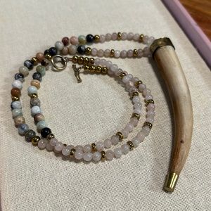 Beautiful pink quartz gemstone wood horn pendant boho necklace